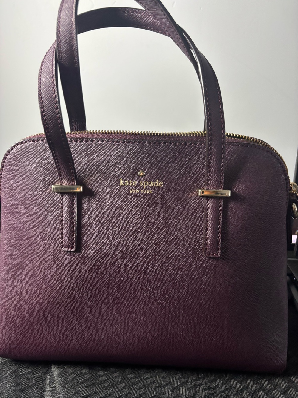 kate spade plum saffiano satchel with matching wallet - Picture 2 of 9